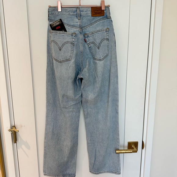 LEVI’S Ribcage Straight size 26 - Picture 7 of 10
